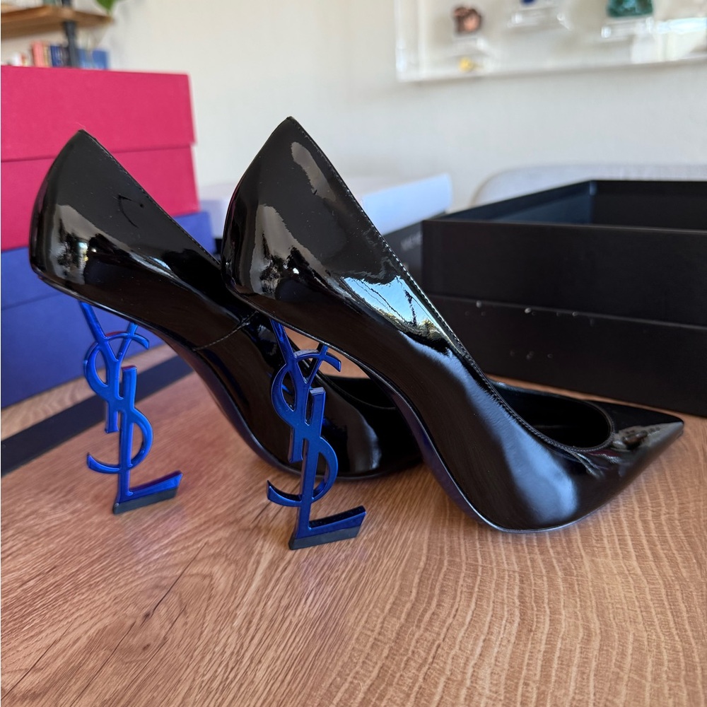 Yves Saint Laurent Glossy Black Heels with Iconic Blue Logo